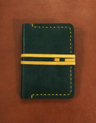 MiniWallet_PassportCover_BottleGreen_5