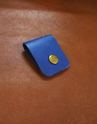 RoyalBlue_CableWrap3